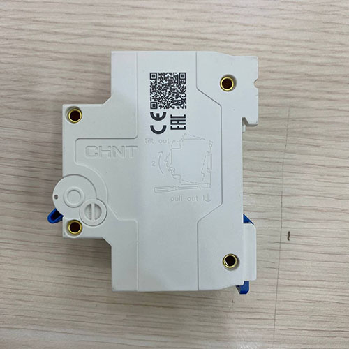 Áp tô mát Chint NXB-125 1P C125